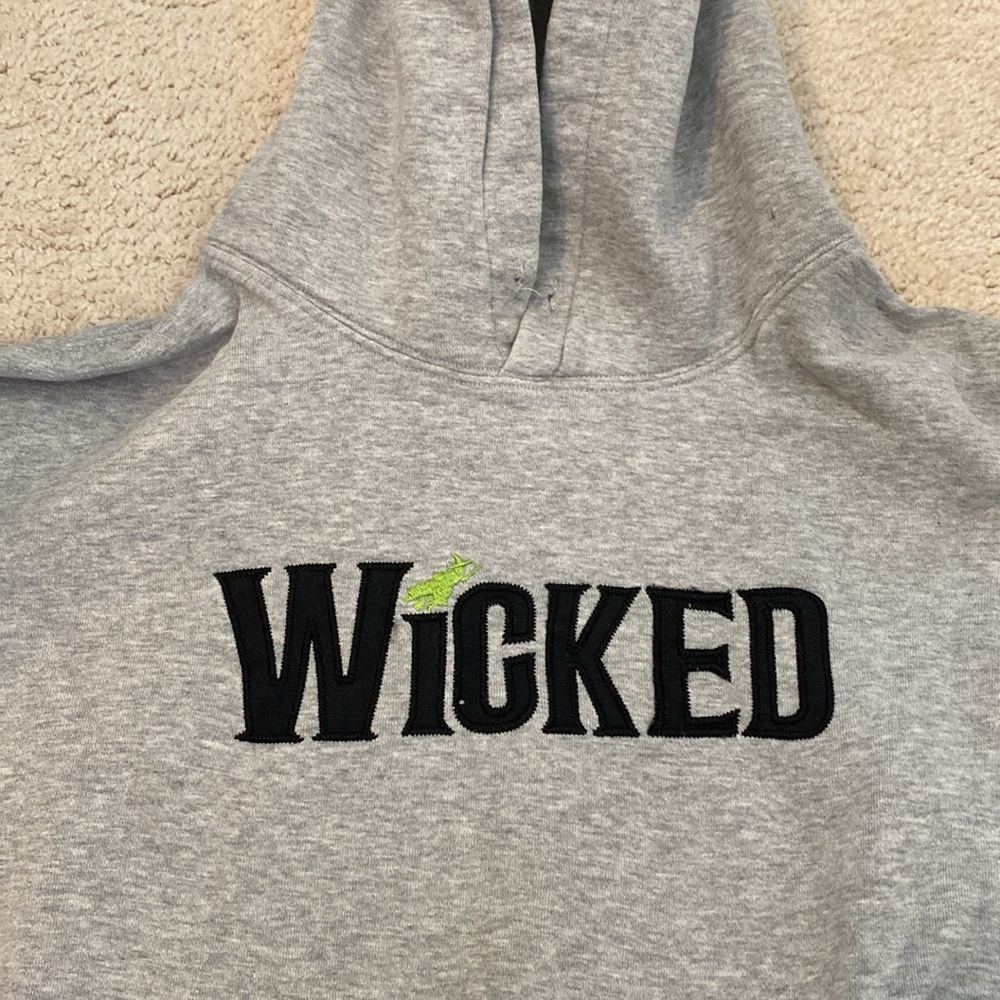 Original Wicked Broadway 🎭 Musical Hoodie Size L. Organic cotton blend